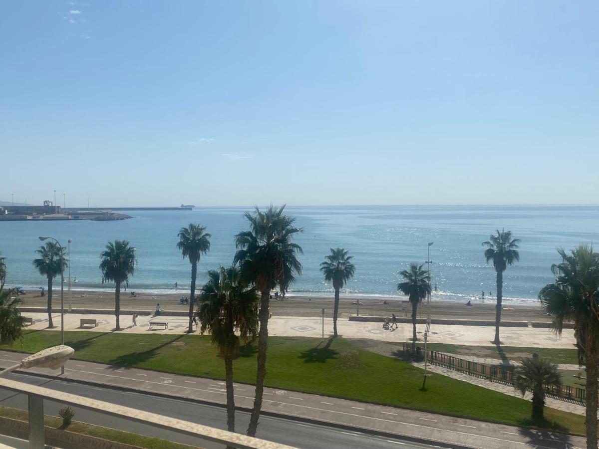Moderno Y Completo Apartamento Frente Al Mar Малага Экстерьер фото